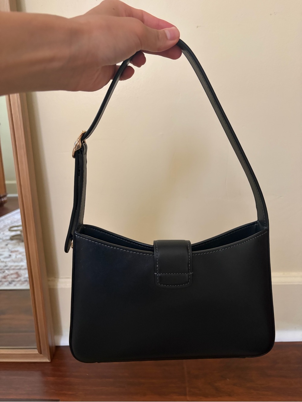 Black Coach Shoulder Bag - Picture 4 of 6